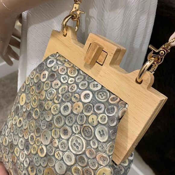 Handmade Genuine Embossed Leather Turnlock Wooden Frame Bag & 2 Strap Styles - Picture 12 of 16